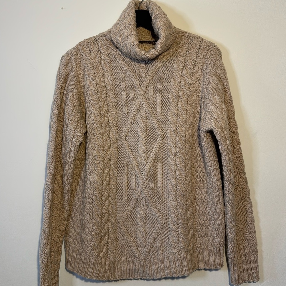 INIS CRAFTS 100% MERINO WOOL WOMEN’S  SWEATER SIZE M